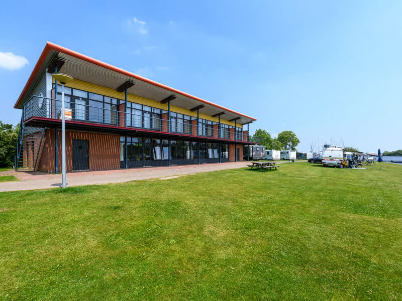 Ga in dit appartement op vakantie in Friesland.