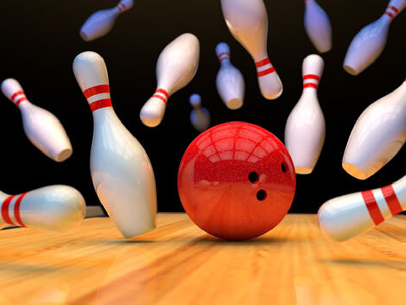 In Sneek kun je heel leuk bowlen. Kom jij ook?